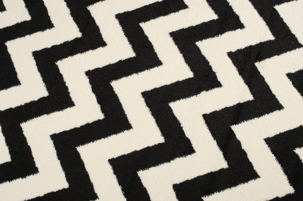 Area Rug Dream Geometric ZigZag Black White