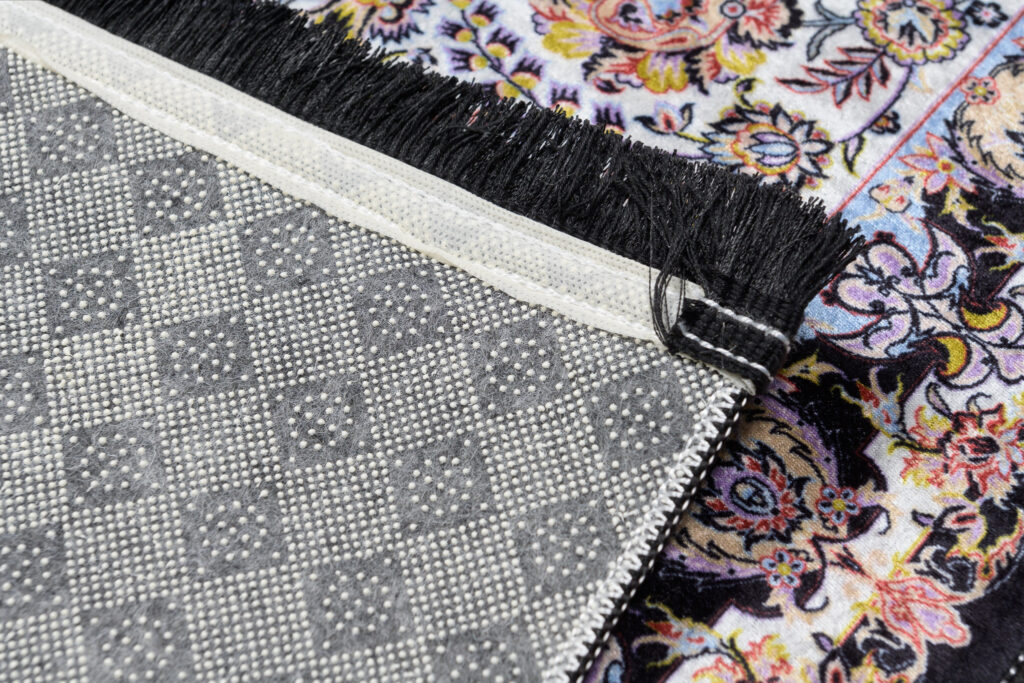 Area Rug Victoria Fringes Dark Big Rosette