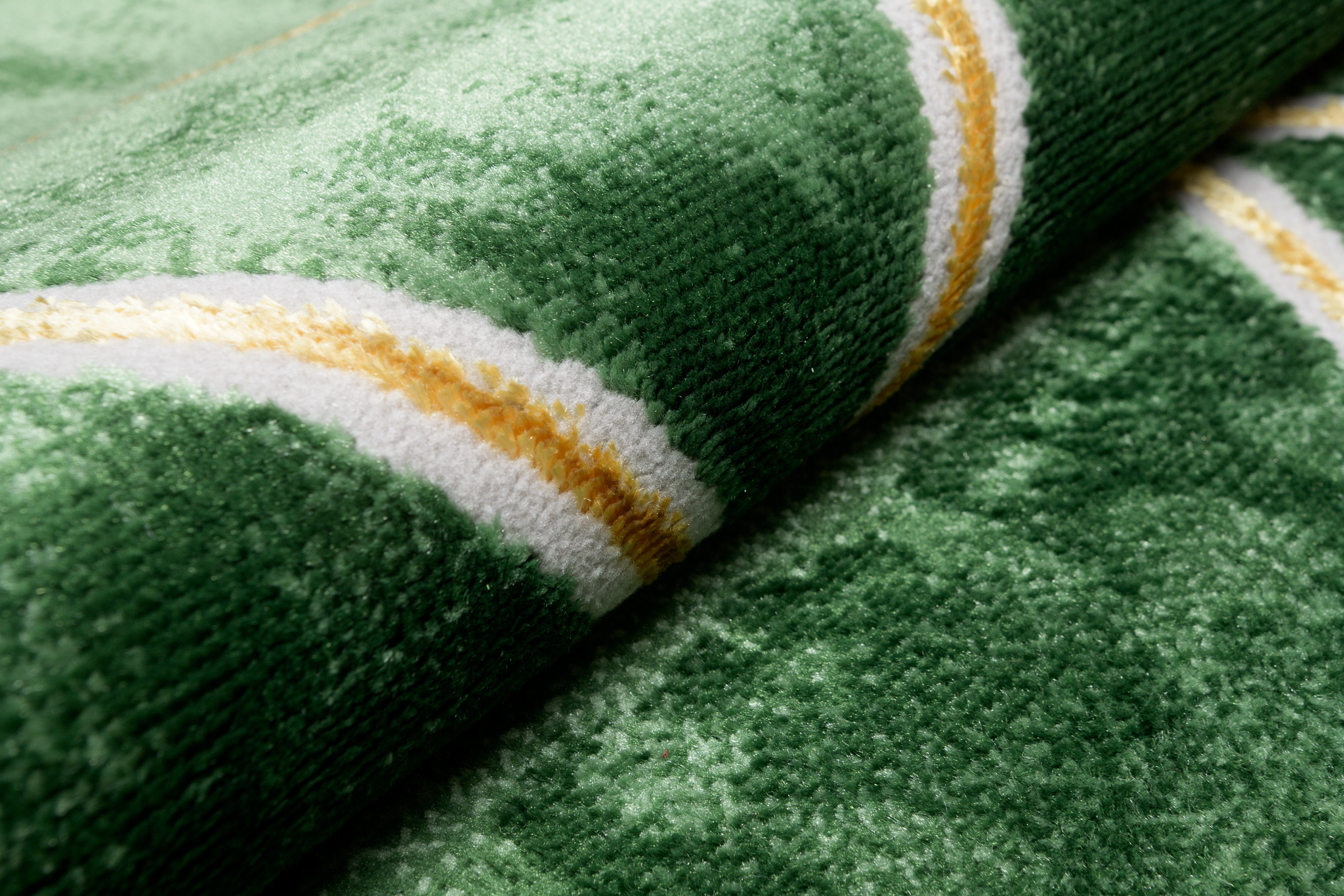 Area Rug Turmalin Green Gold Triangles Geometric