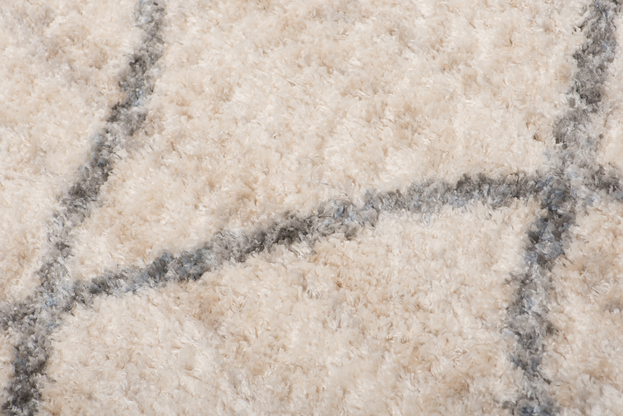 Area Rug Versay Fringes Shaggy Diamond Lines Cream